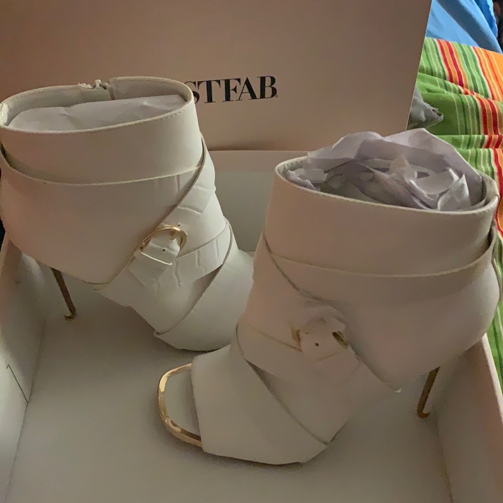 Open toe heeled boots